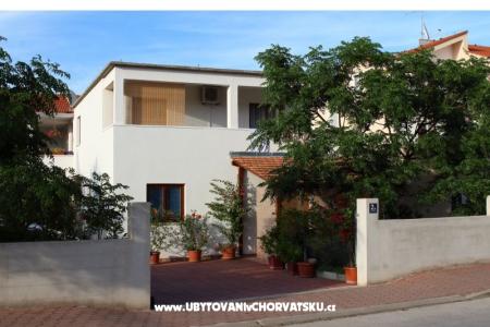 Appartementen Tina Pakoštane Pakostane Kroatië