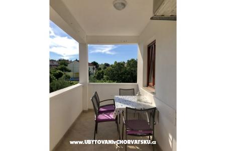 Appartementen Tina Pakoštane foto 2