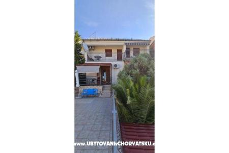 Appartementen Varga Pakostane Kroatië