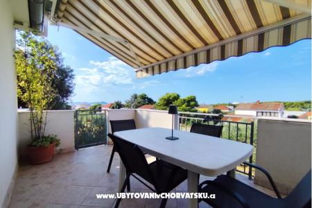 Appartementen Roko  Pakostane Kroatië