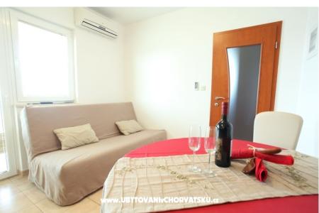Pakoštane Appartementen Di-Ana foto 2