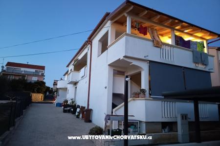 Appartementen Tonči Pakostane Kroatië