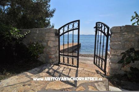 Vila Emila Petrcane Kroatië