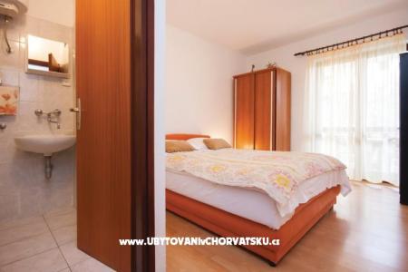 Appartementen Andrijana Pirovac foto 2