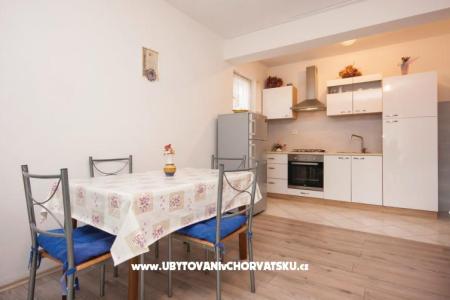 Appartementen Andrijana Pirovac foto 3
