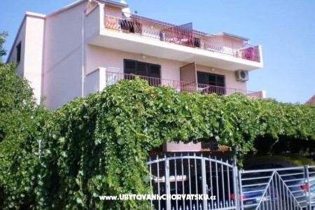 Villa Stefa Pirovac  Pirovac Kroatië