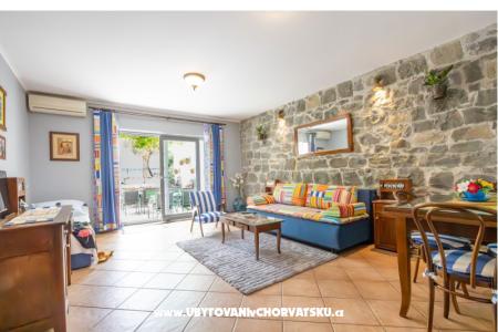 Appartement Anavela Podgora Kroatië