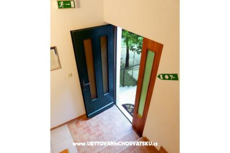 Appartementen Villa  Jasminka foto 3