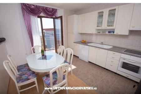 Zara Appartement Podstrana Kroatië