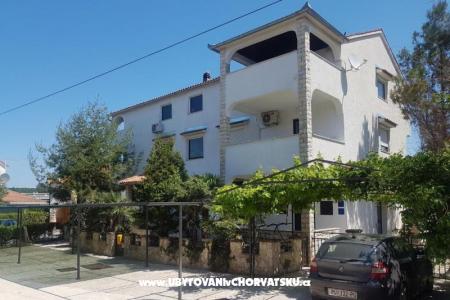 Casa Nostra Porec Kroatië