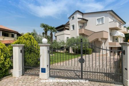 Appartementen Aida  Porec Kroatië