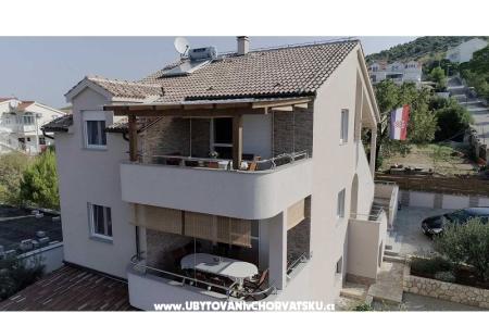 Appartementen Zorka Primošten Primosten Kroatië