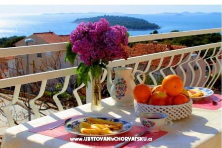 Appartementen TONĆI I IRIS*** Primosten Kroatië