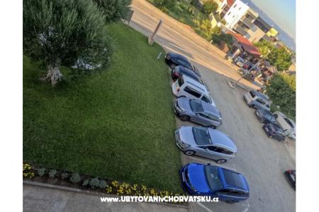 Appartement uz more i plažu foto 4