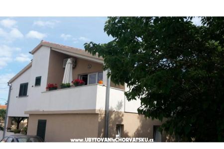 Appartementen IvaMar Privlaka Kroatië