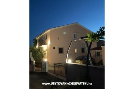 Appartementen Toni Privlaka Kroatië