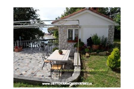 Huis Ana directly by the beach foto 4