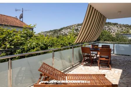 Appartementen Vido i Nada Rogoznica Kroatië