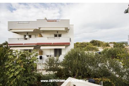 Appartementen Magnolia Radačić Rogoznica Kroatië