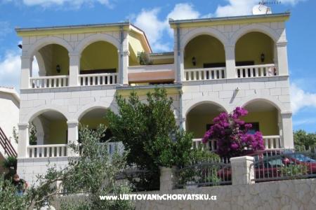 Appartementen Villa Milakovic Rogoznica Kroatië