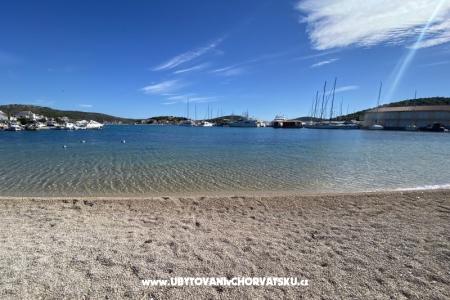 Huis op het strand foto 3