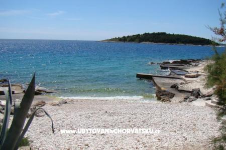 Huis Two Cypresses foto 3