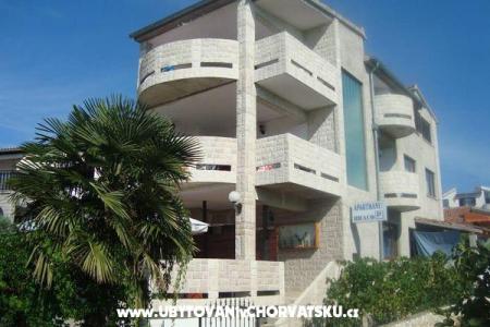 Appartement by the sea with a seaview Sibenik Kroatië