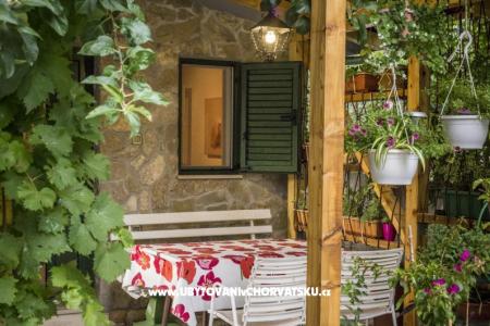 Appartementen Brodarica Gaj Sibenik Kroatië