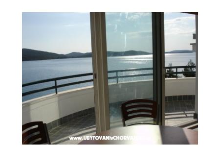 Appartementen Mare Nostrum Sibenik Kroatië