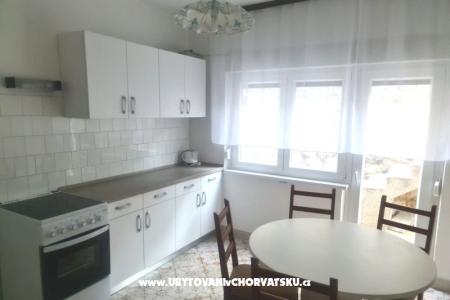 Appartement 20m od mora foto 3