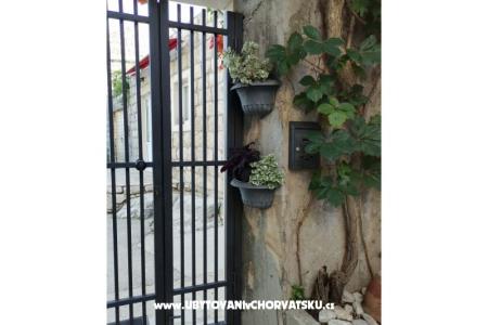 Appartementen POLAČA - Slano foto 5