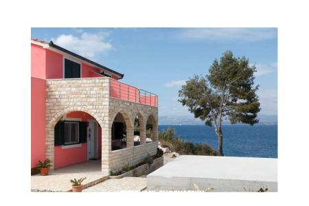 Lipa kuca eiland Solta Kroatië