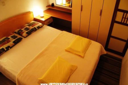 Villa KOMOD Appartementen foto 4