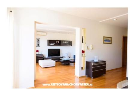 HolidayHomeSpalato-pool apartments  foto 4