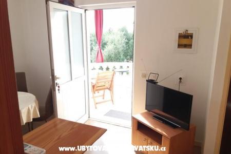 Appartementen Daša foto 4