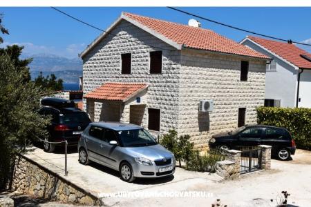 Appartementen Beba Supetar - Brac Kroatië