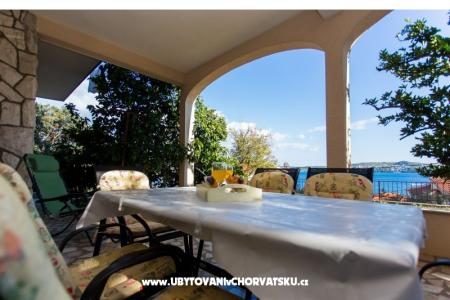 Appartement Jure Trogir Kroatië