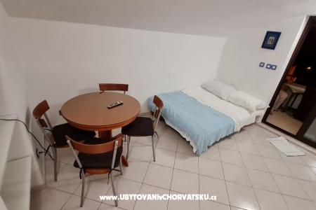 Appartementen Katić Slatine foto 5