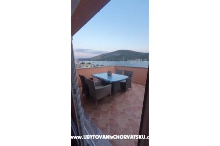 Appartementen Lana Trogir Kroatië