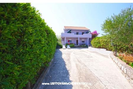 Bosi&amp;co Trogir Kroatië