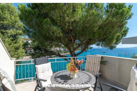 Elora Trogir Kroatië