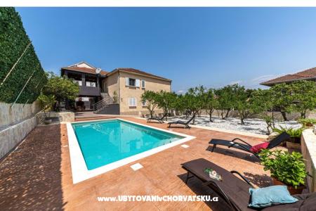 Karlo Trogir Kroatië