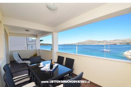 Palm Beach Trogir Kroatië