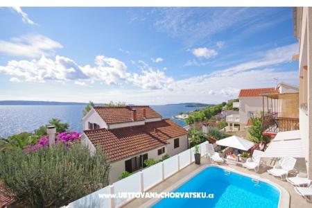 Vila Bartulić Trogir Kroatië