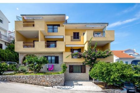 Villa Monika Trogir Kroatië