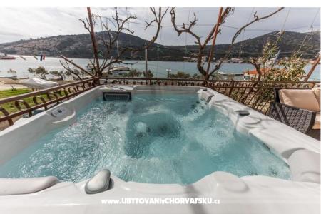 Vila MATE Trogir Kroatië