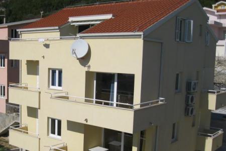 Appartementen Zelic Tucepi Tucepi Kroatië