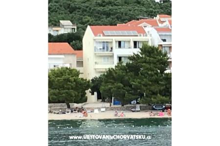 Vila Snježana Tucepi Kroatië