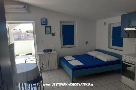 Appartementen Fegeš foto 5