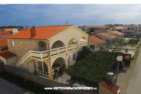 Appartementen Oto Ivanka foto 4